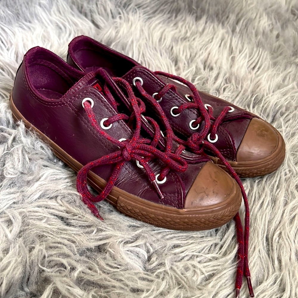 Converse burgundy leather kids shoes
